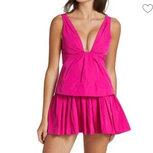 NWT ALC Steph Dress hot pink mini dress with bubble skirt and v neck front.  Siz
